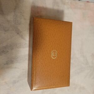 Gucci watchbox with 9 bezels